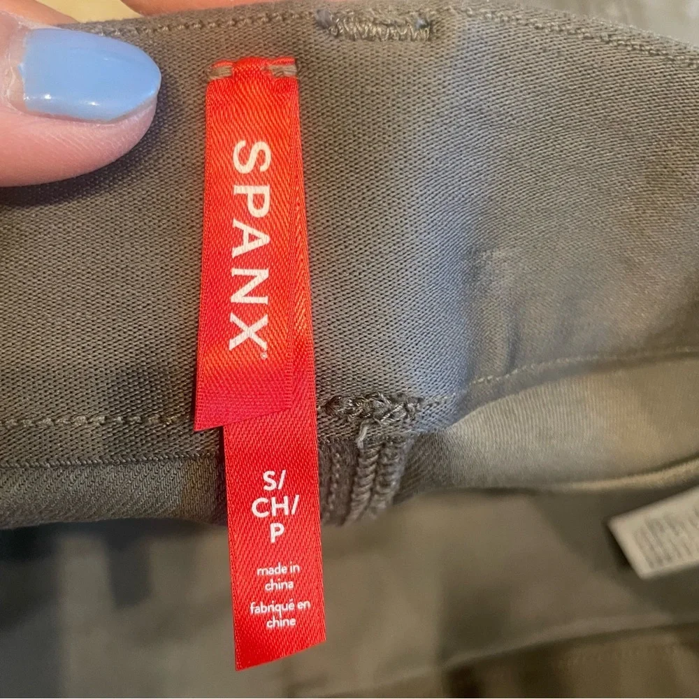 Spanx pants size small - Picture 3 of 7